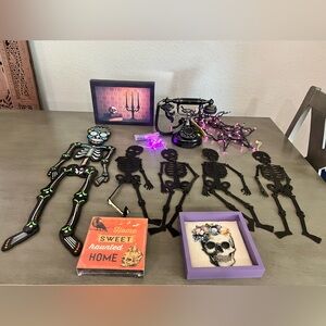 Fun Halloween more decor bundle!